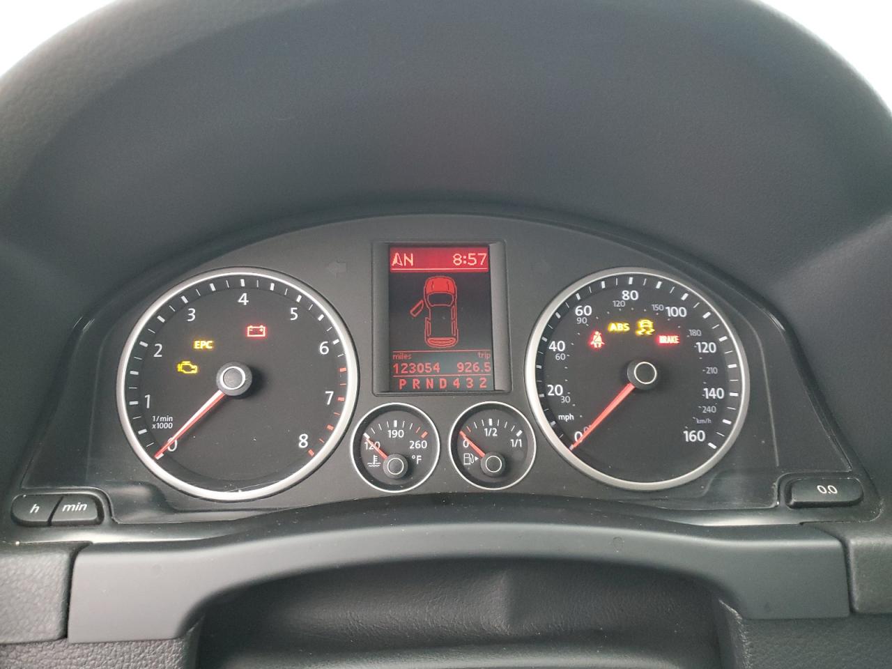 2009 Volkswagen Tiguan - Image 9