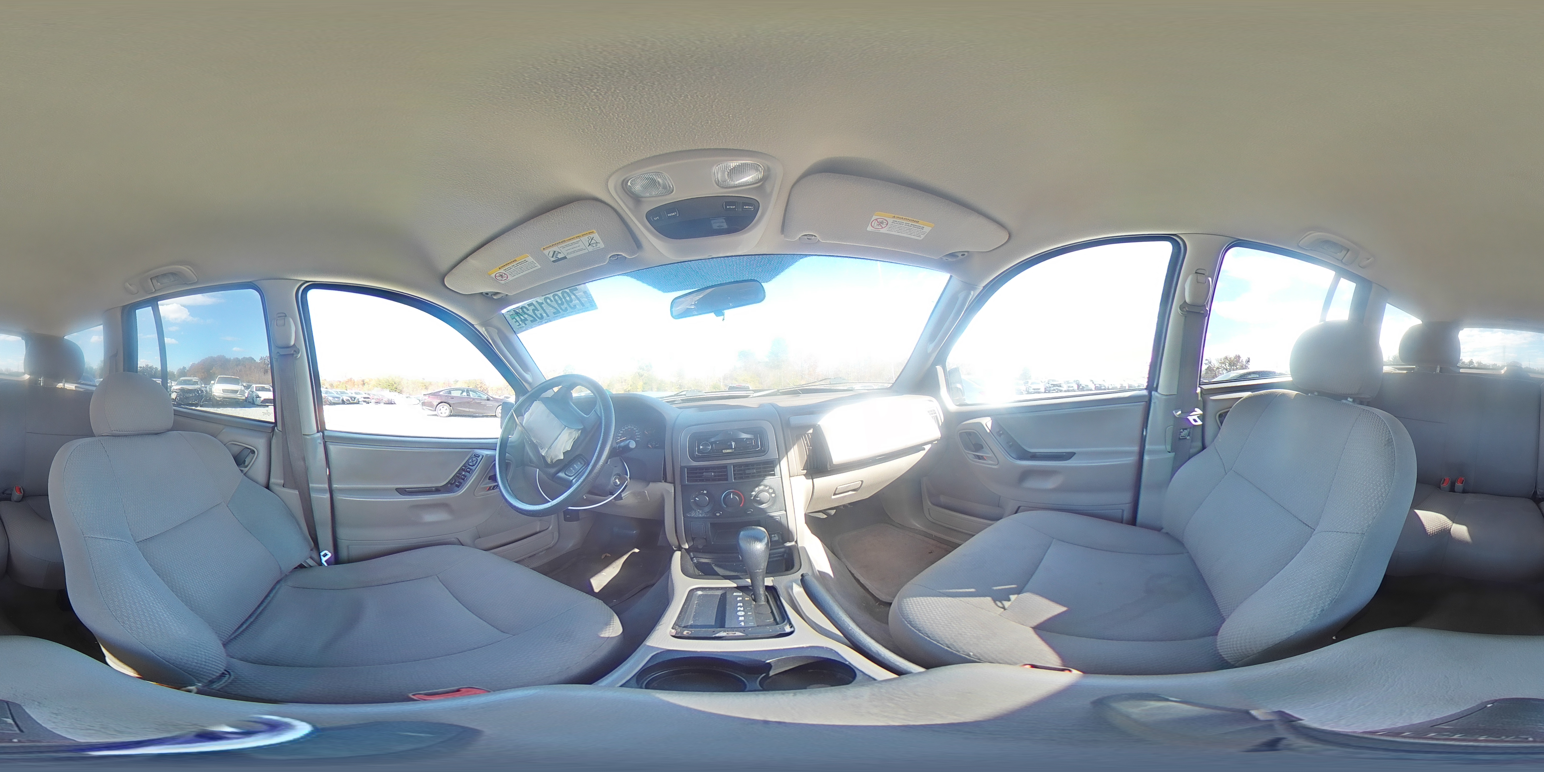 2004 Jeep Grand Cherokee - Image 14