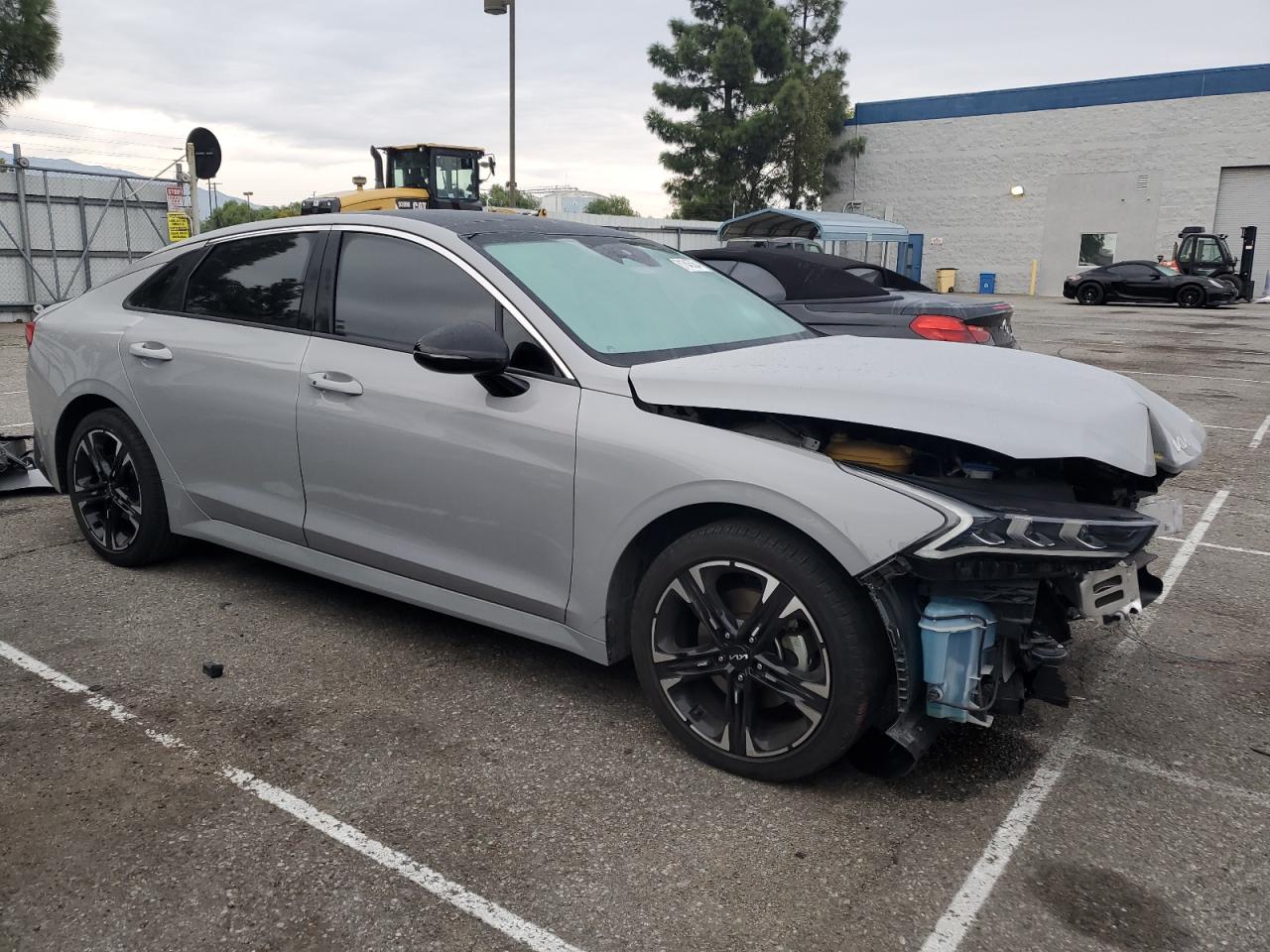 2022 Kia K5 - Image 4