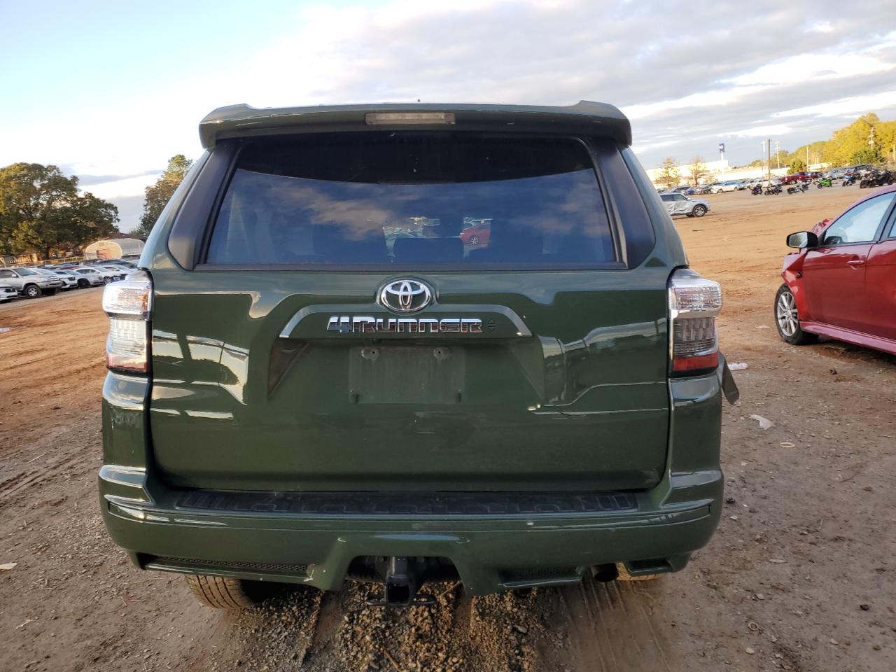 2022 Toyota 4Runner - Image 6