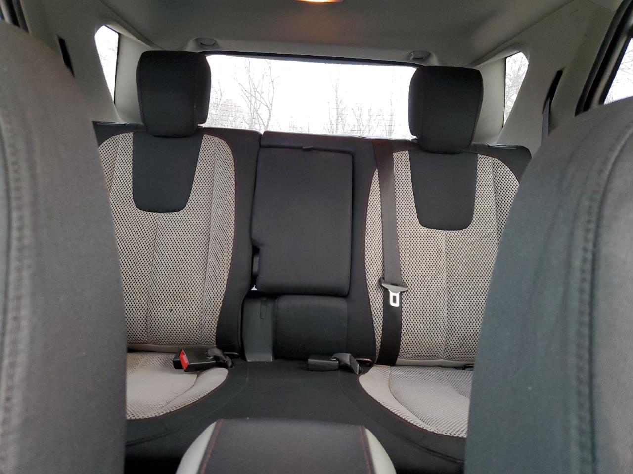 2012 Chevrolet Equinox - Image 10