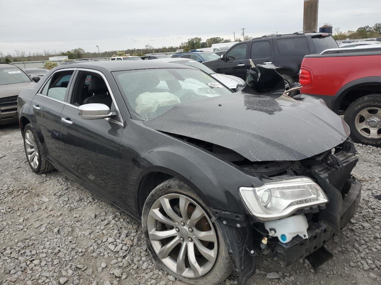 2021 Chrysler 300 - Image 4
