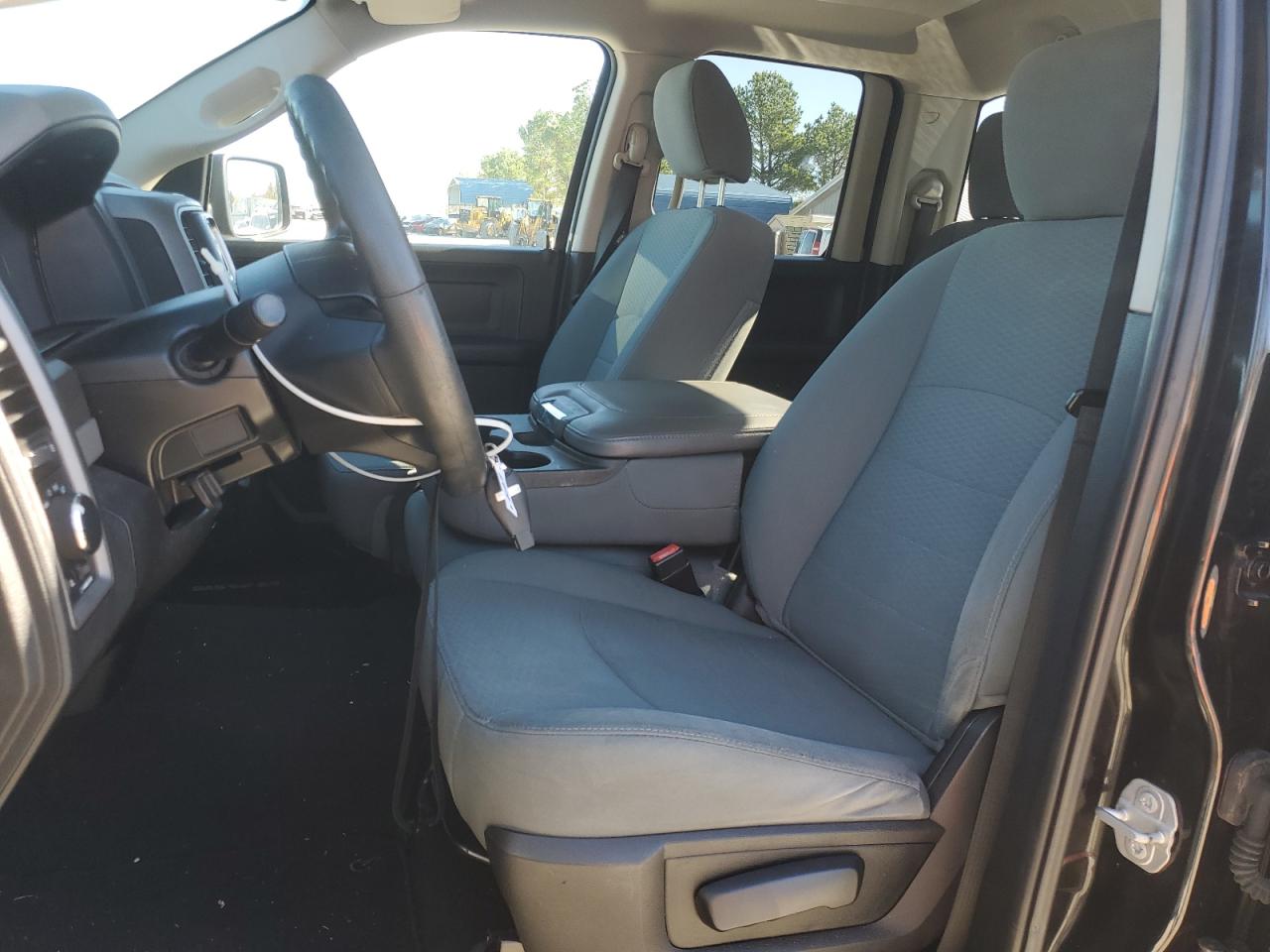 2018 RAM 1500 - Image 7