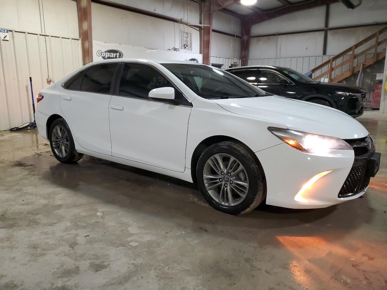 2017 Toyota Camry Le VIN: 4T1BF1FK4HU809281 Lot: 81259024