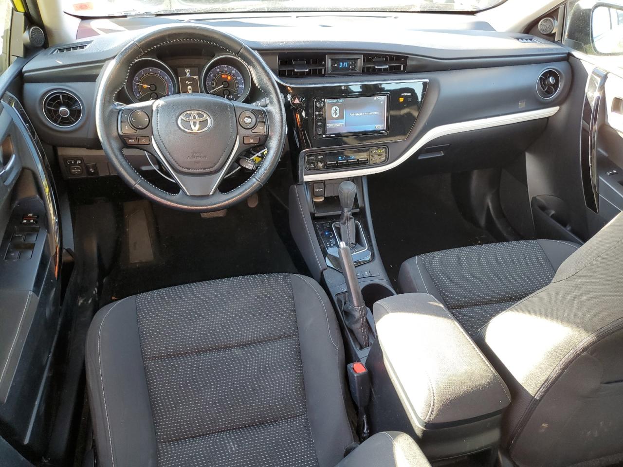 VIN JTNKARJE9JJ575161 2018 TOYOTA COROLLA no.8