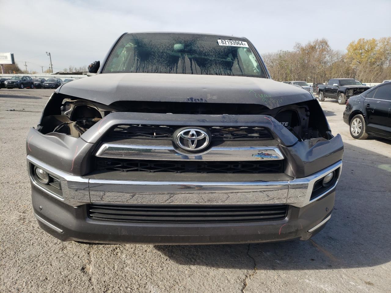 VIN JTEBU5JR1J5567891 2018 TOYOTA 4RUNNER no.5