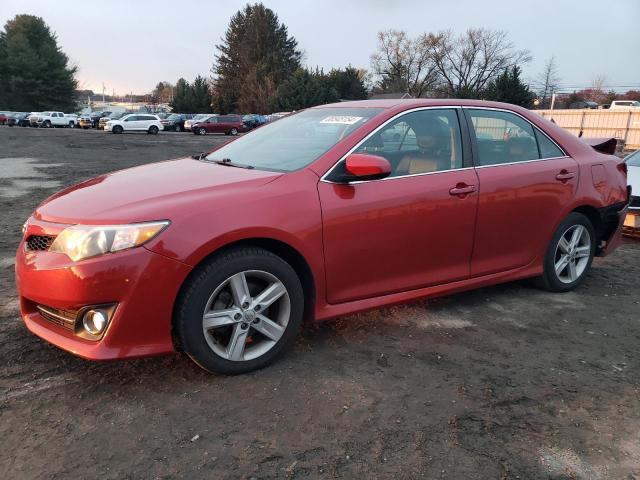  TOYOTA CAMRY 2012 Czerwony