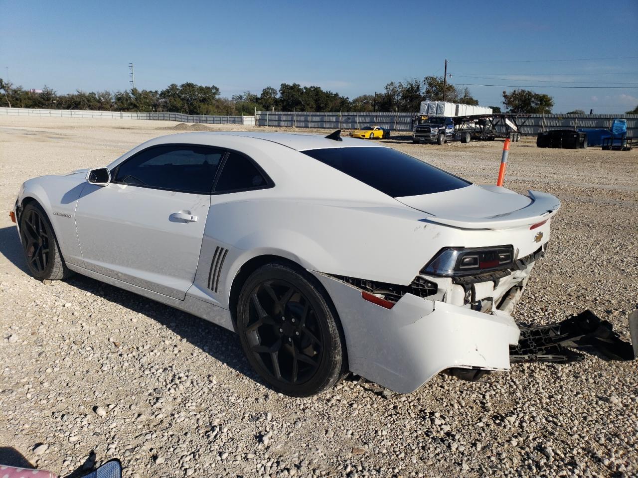 2015 Chevrolet Camaro - Image 2