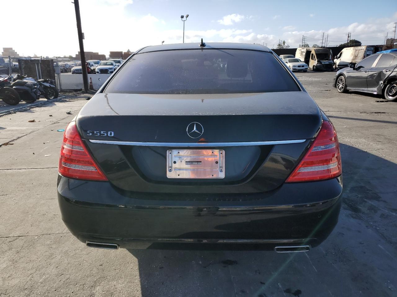 2010 Mercedes-Benz S 550 VIN: WDDNG7BBXAA332957 Lot: 80523214