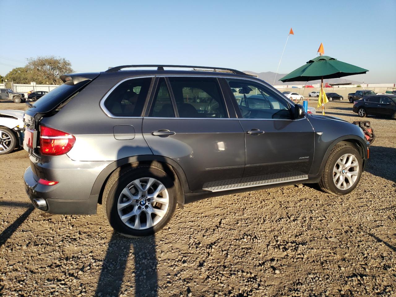 VIN 5UXZV4C53D0E10175 2013 BMW X5 no.3