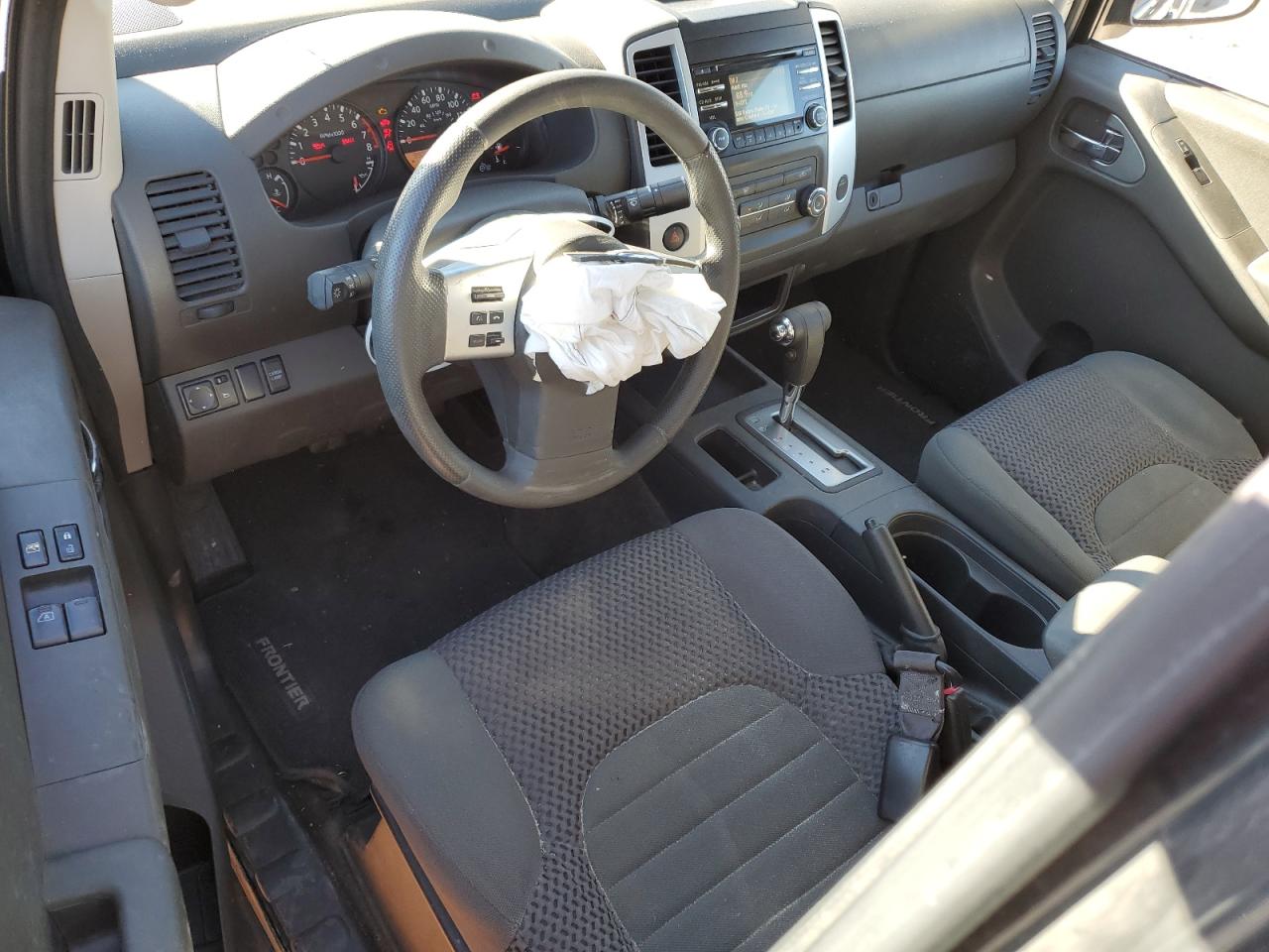 2013 Nissan Navara (Frontier) - Image 8