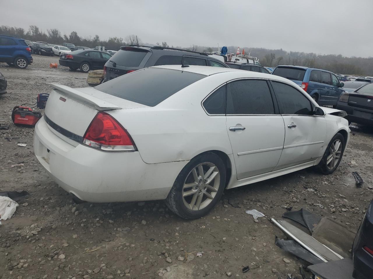 VIN 2G1WC5E35D1210839 2013 CHEVROLET IMPALA no.3