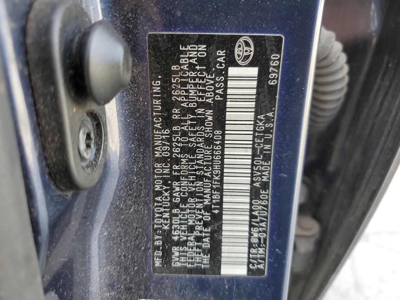 2017 Toyota Camry - Image 13