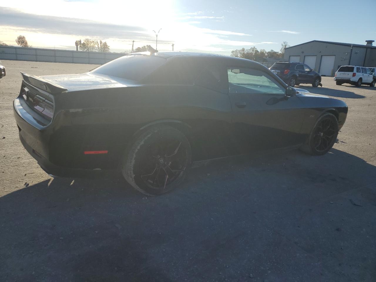 2016 Dodge Challenger - Image 3