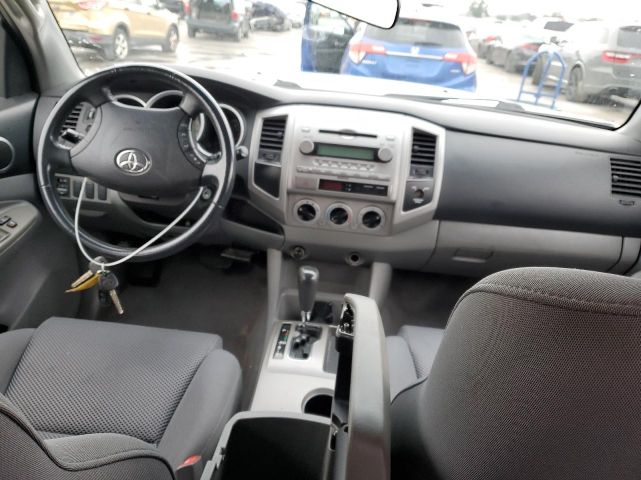 2006 Toyota Tacoma - Image 8