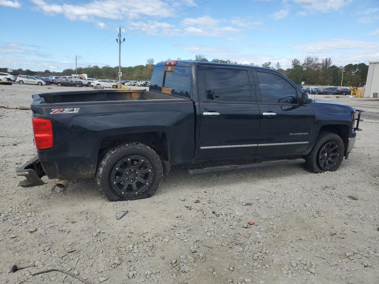 2014 Chevrolet Silverado - Image 3