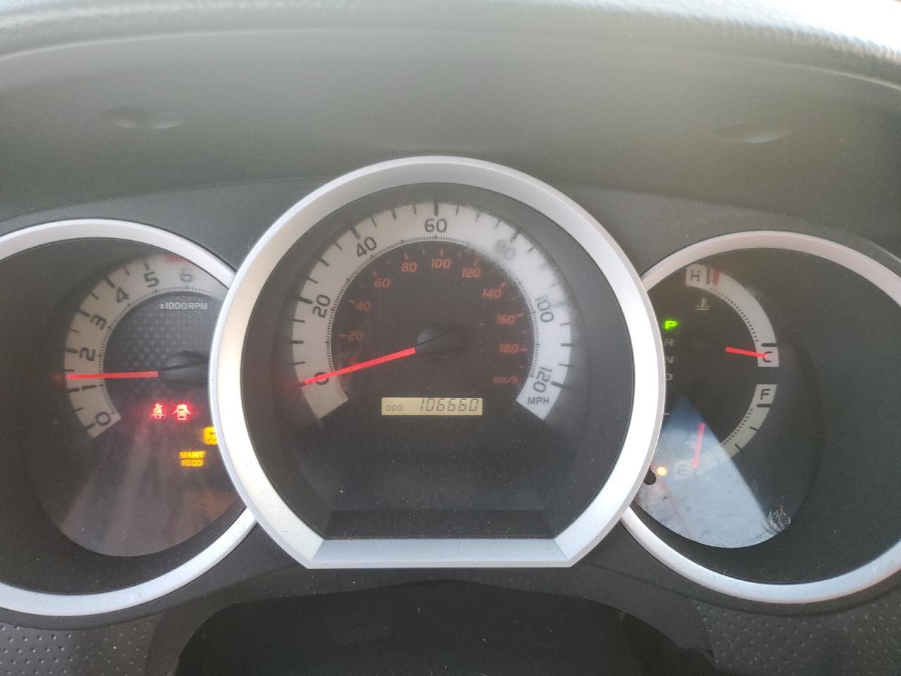 2015 Toyota Tacoma - Image 9