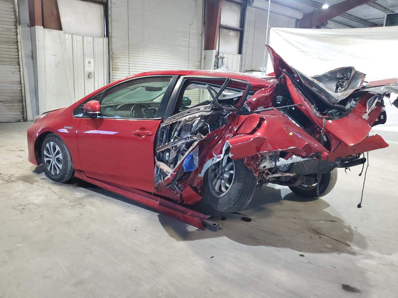 2020 Toyota Prius - Image 2