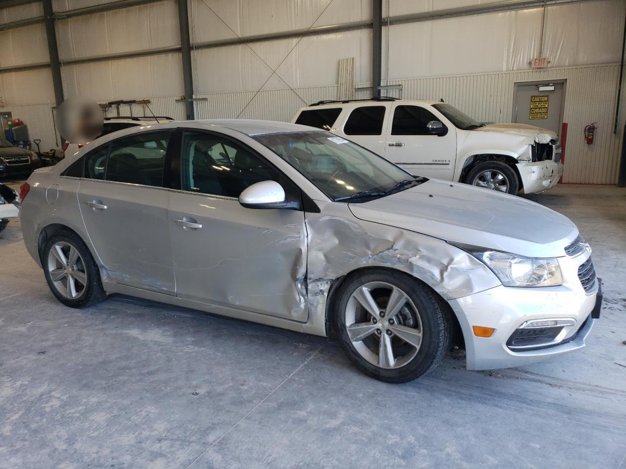 2015 Chevrolet Cruze - Image 4