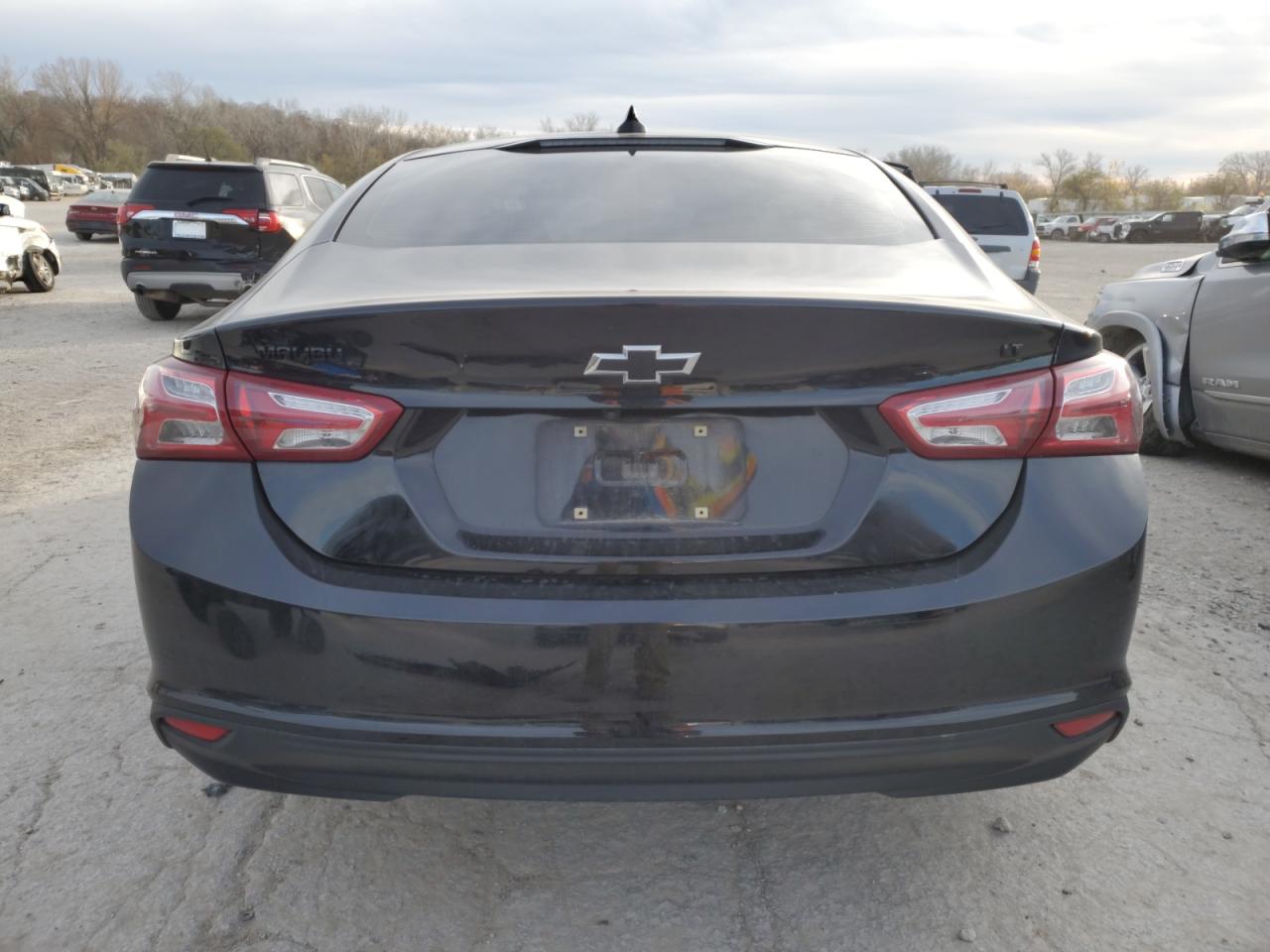 2020 Chevrolet Malibu - Image 6