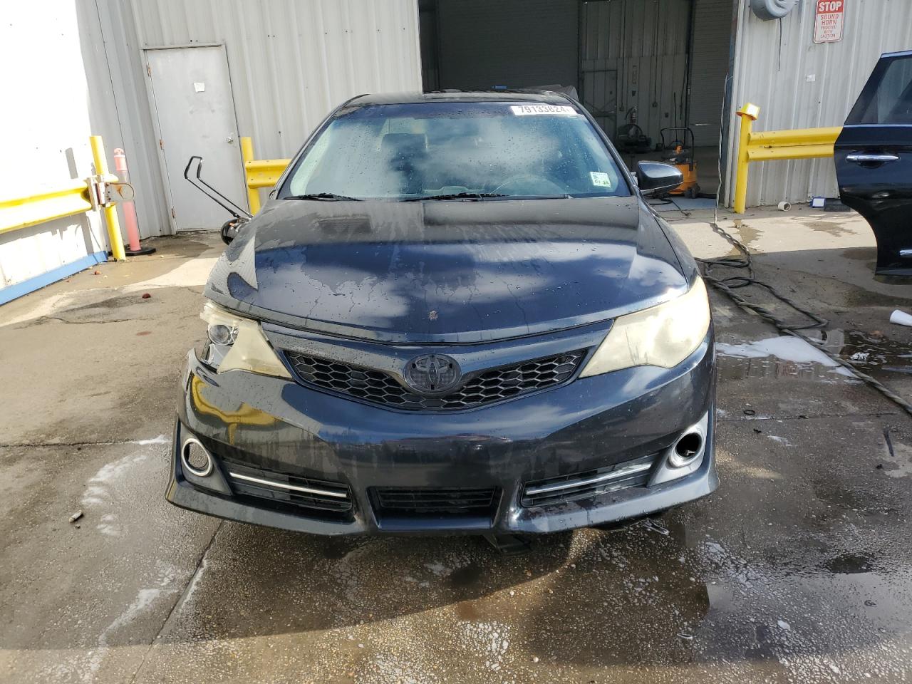 2012 Toyota Camry - Image 5