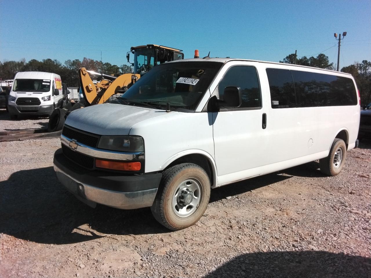 2015 Chevrolet Express - Image 1