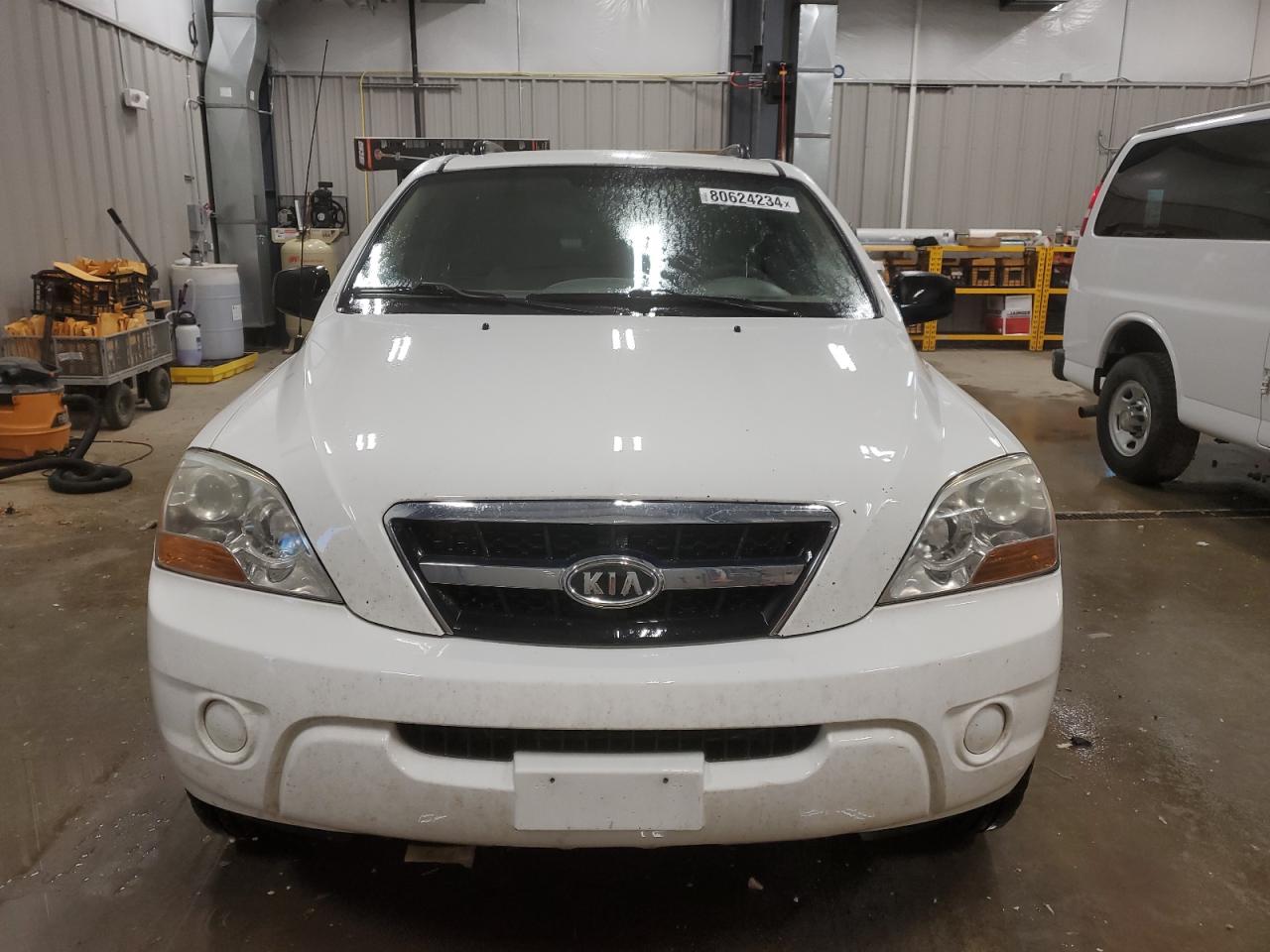 2009 Kia Sorento - Image 5