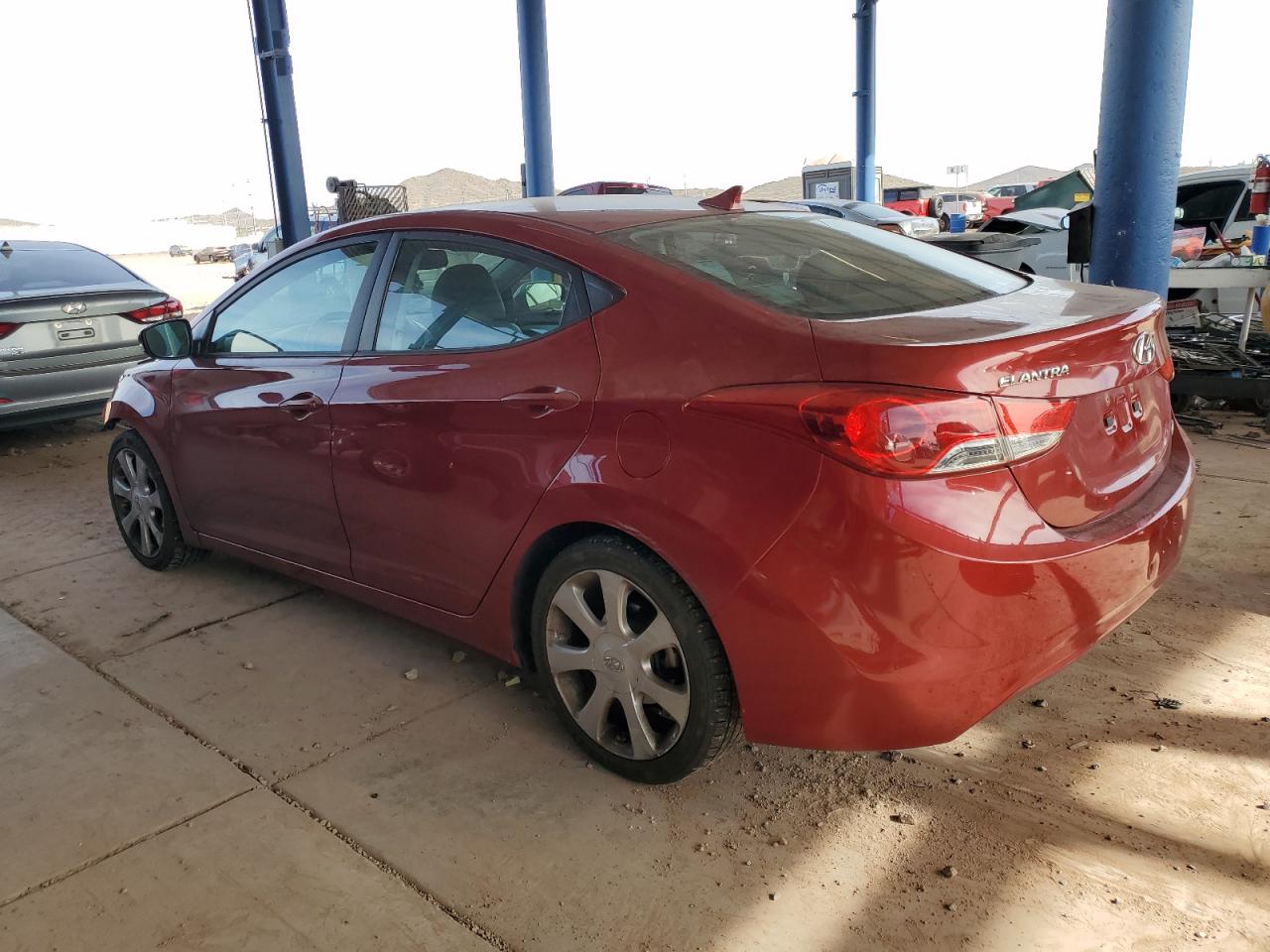 VIN KMHDH4AE1DU745863 2013 HYUNDAI ELANTRA no.2