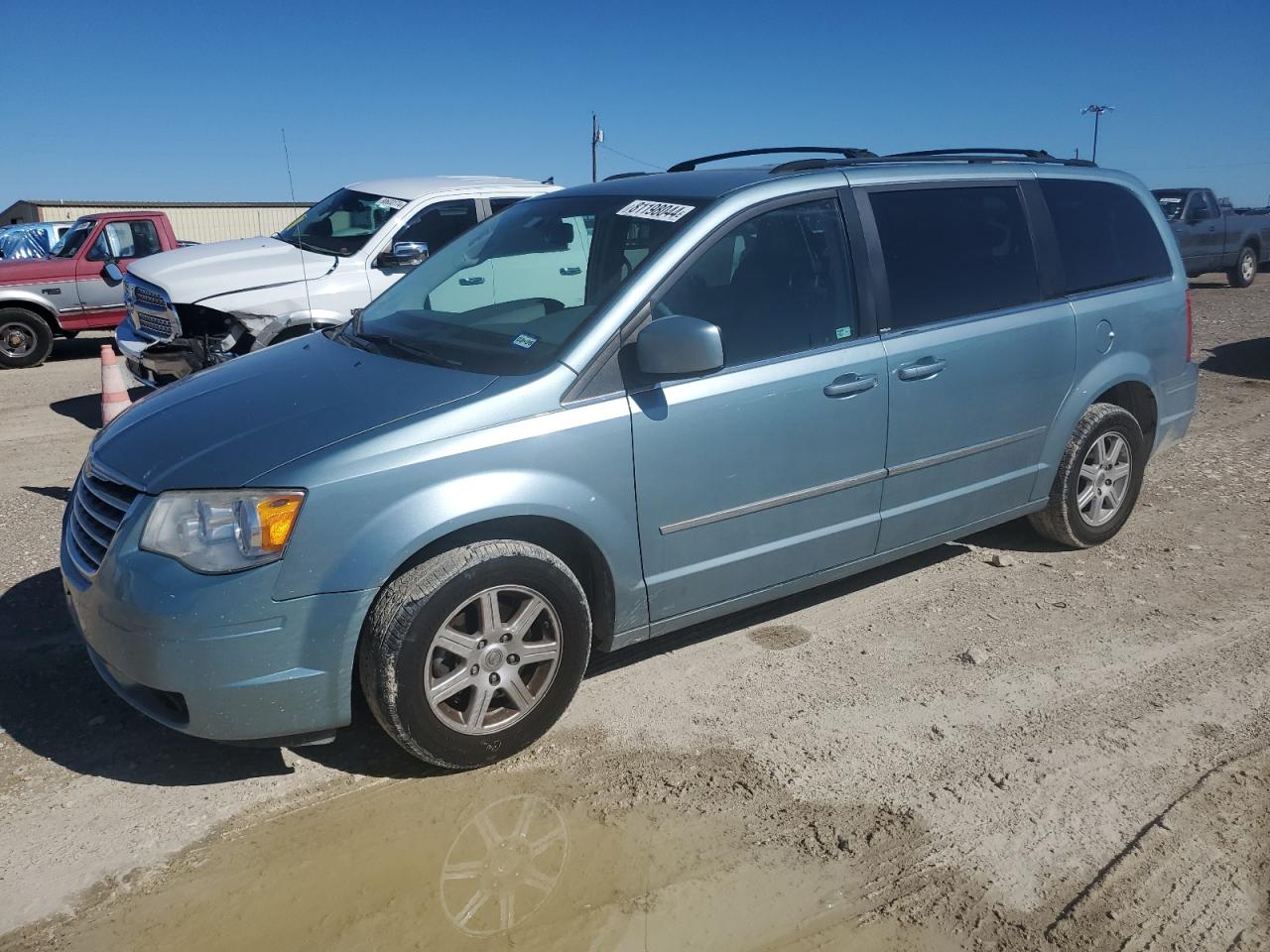 2010 Chrysler Town & Country - Image 1