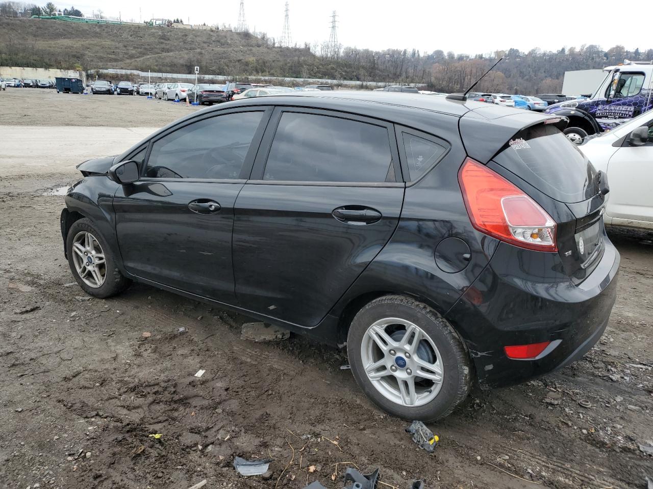 VIN 3FADP4EJ8KM117336 2019 FORD FIESTA no.2