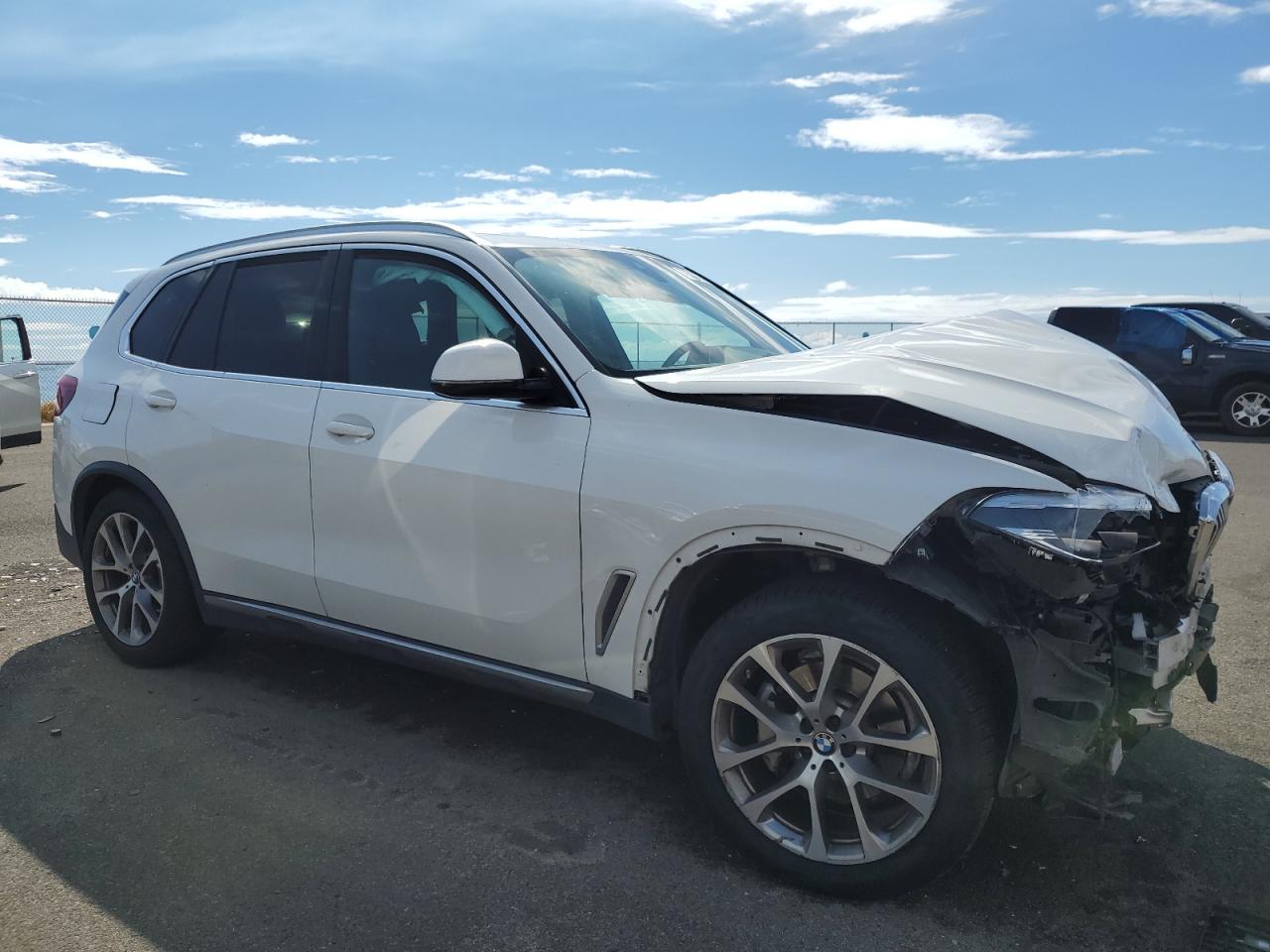 2019 BMW X5 - Image 4