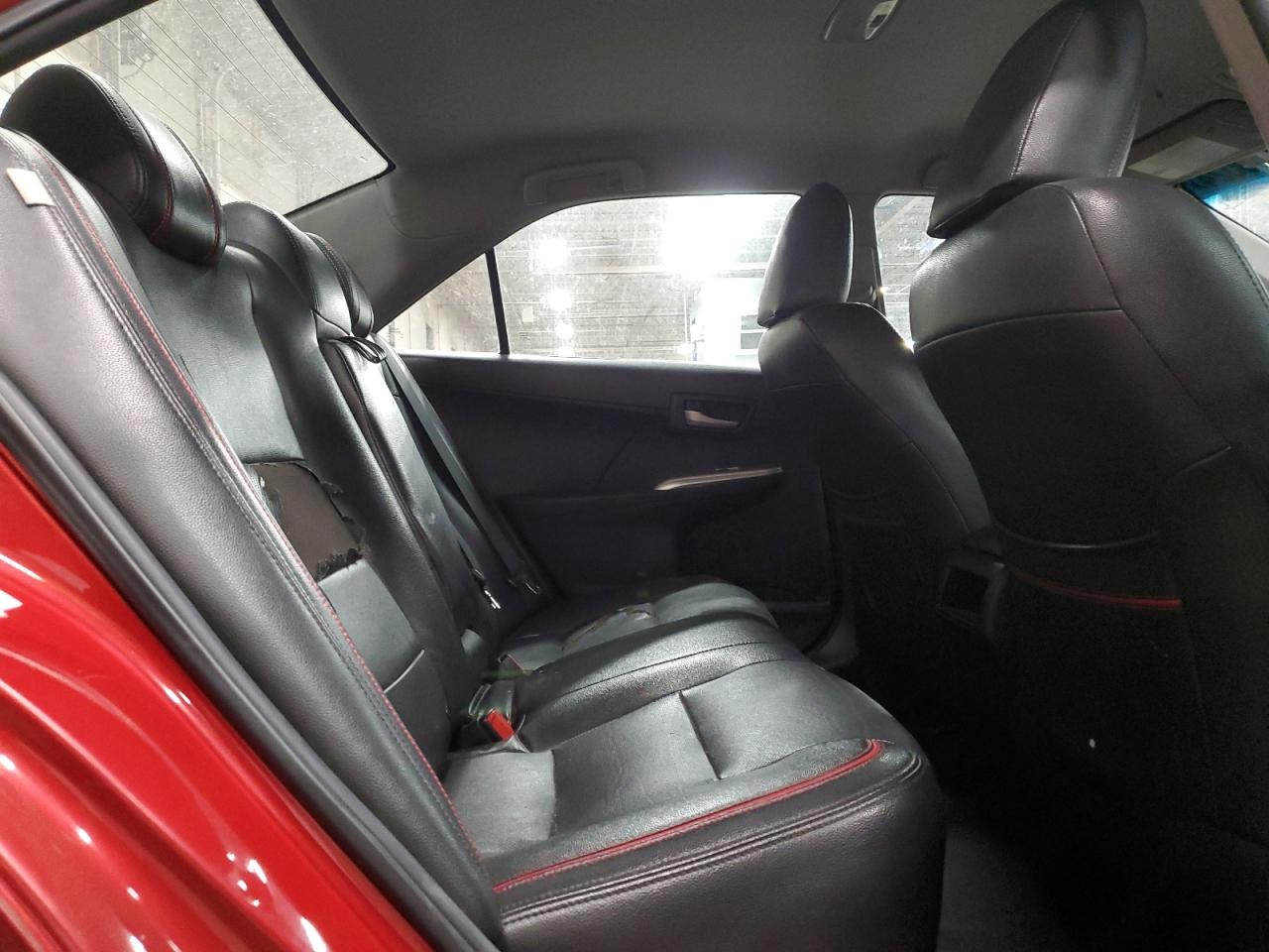 2012 Toyota Camry - Image 10