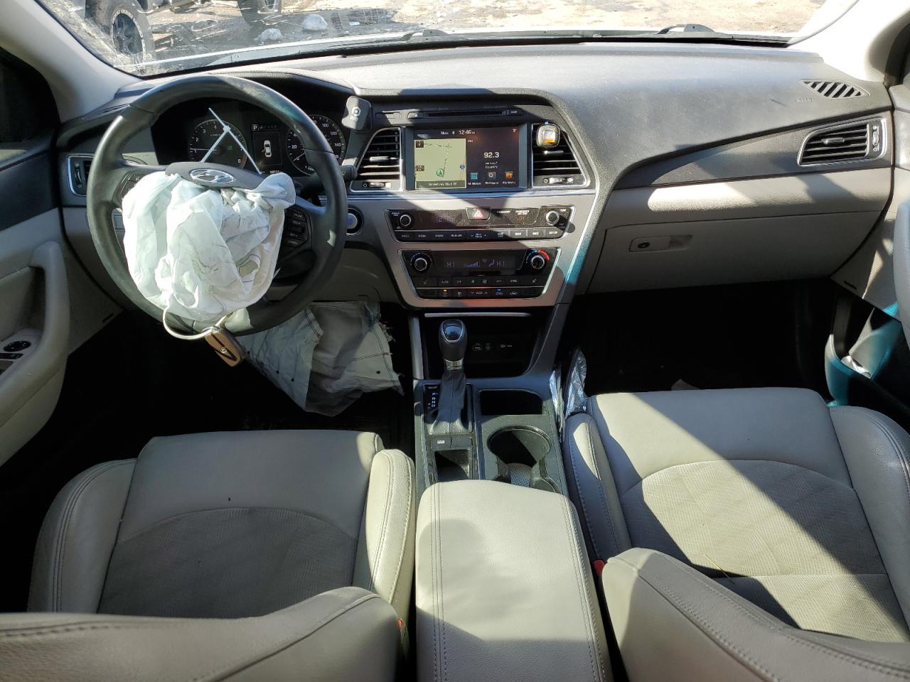 2015 Hyundai Sonata - Image 9