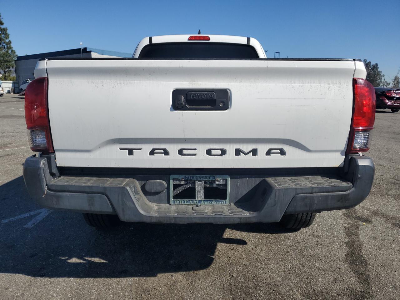 2018 Toyota Tacoma - Image 6