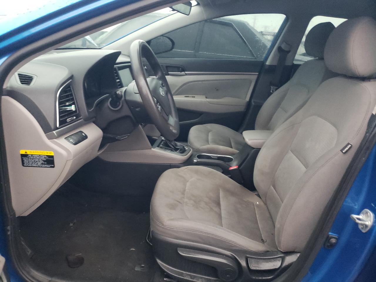 2017 Hyundai Elantra - Image 7