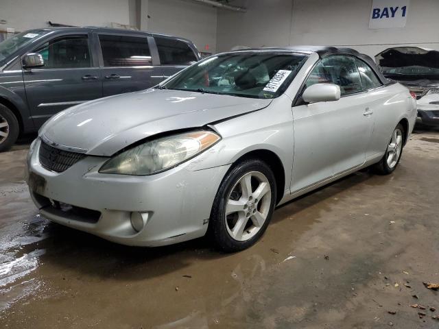 2005 Toyota Camry Solara Se