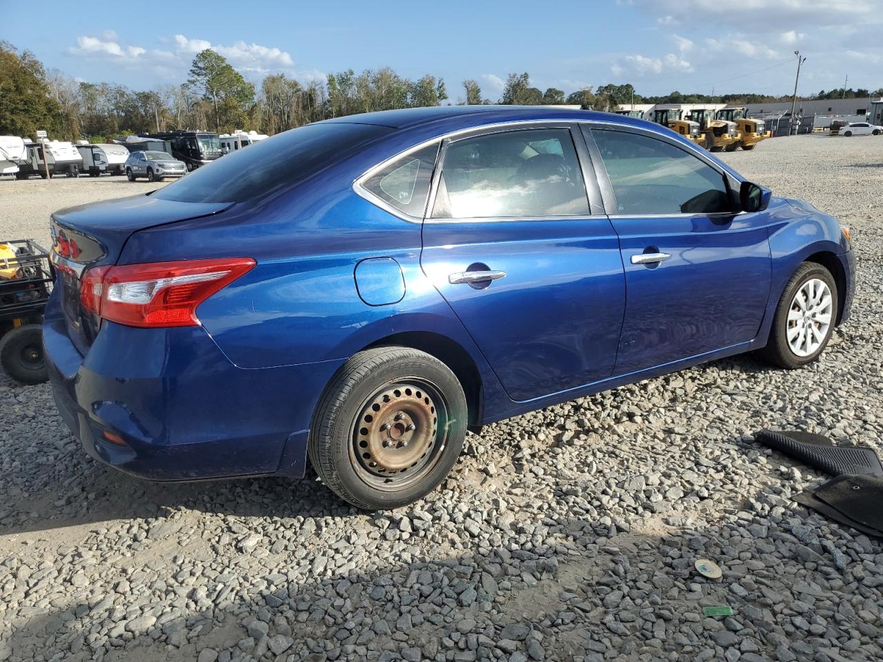 2017 Nissan Sentra - Image 3