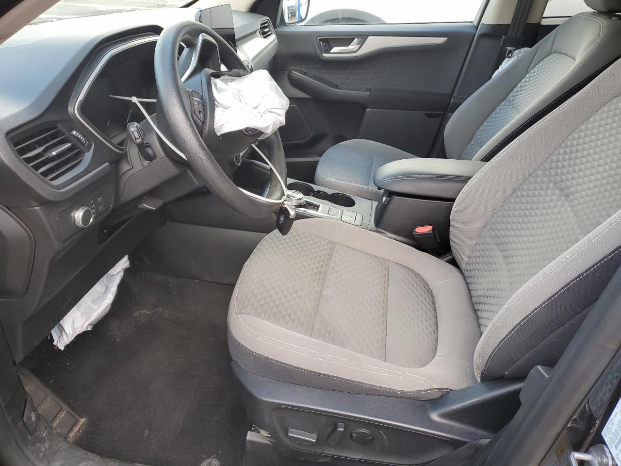 2020 Ford Escape - Image 7