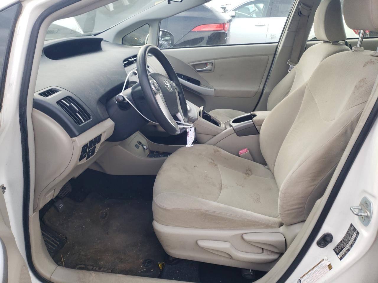 2012 Toyota Prius - Image 7