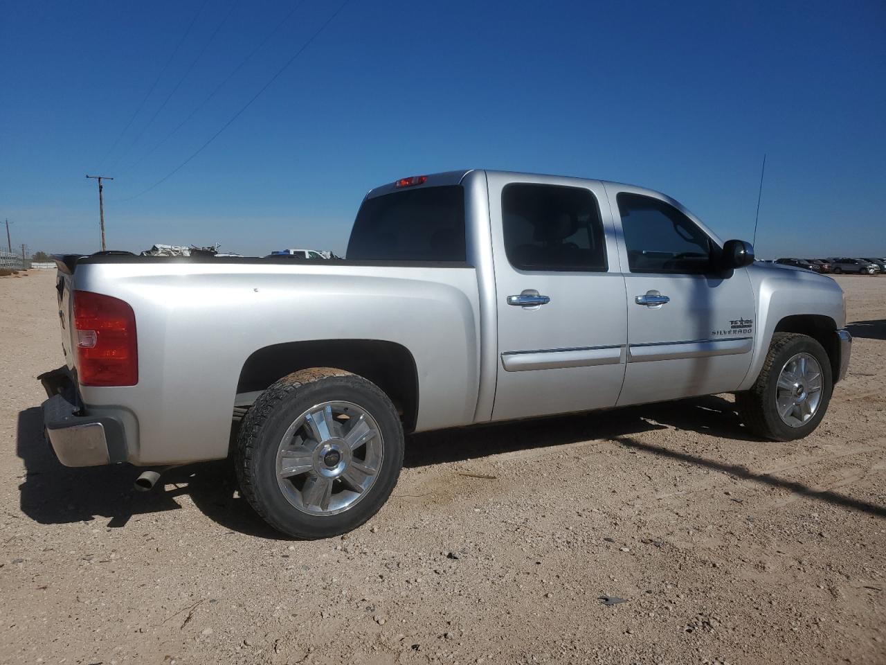 VIN 3GCPCSE03DG137963 2013 CHEVROLET ALL Models no.3