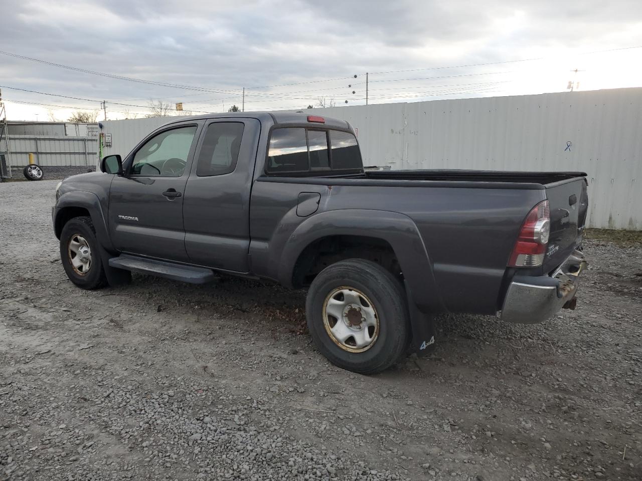 2010 Toyota Tacoma - Image 2