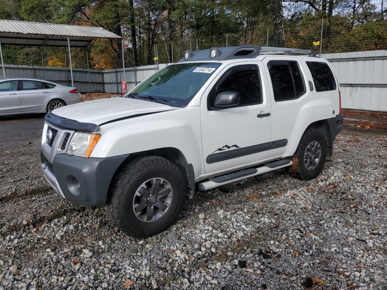 2015 Nissan XTerra - Image 1