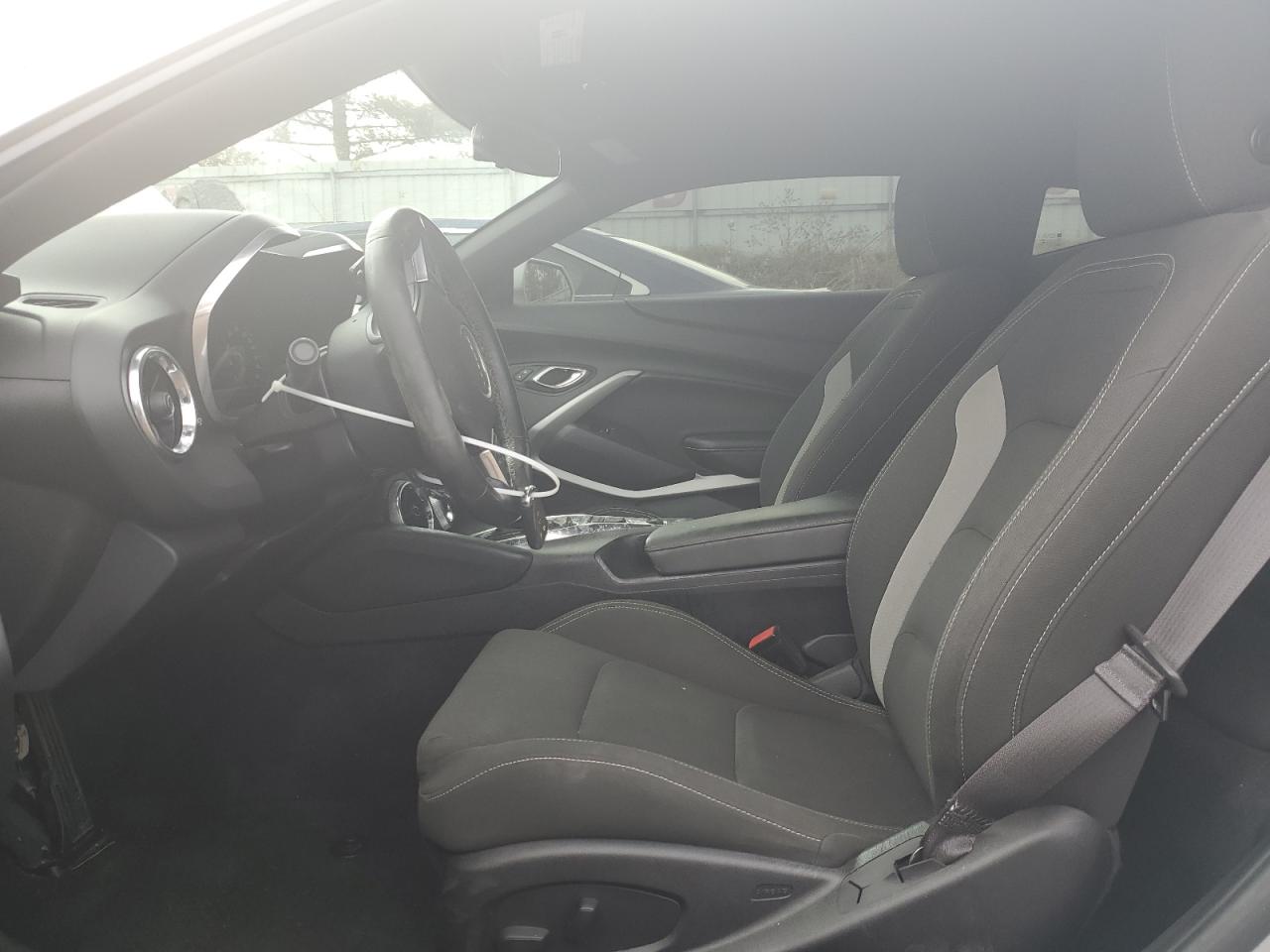 2017 Chevrolet Camaro - Image 7