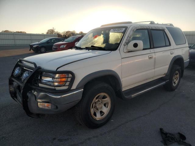 2000 Toyota 4Runner Sr5 na sprzedaż w Assonet, MA - Front End