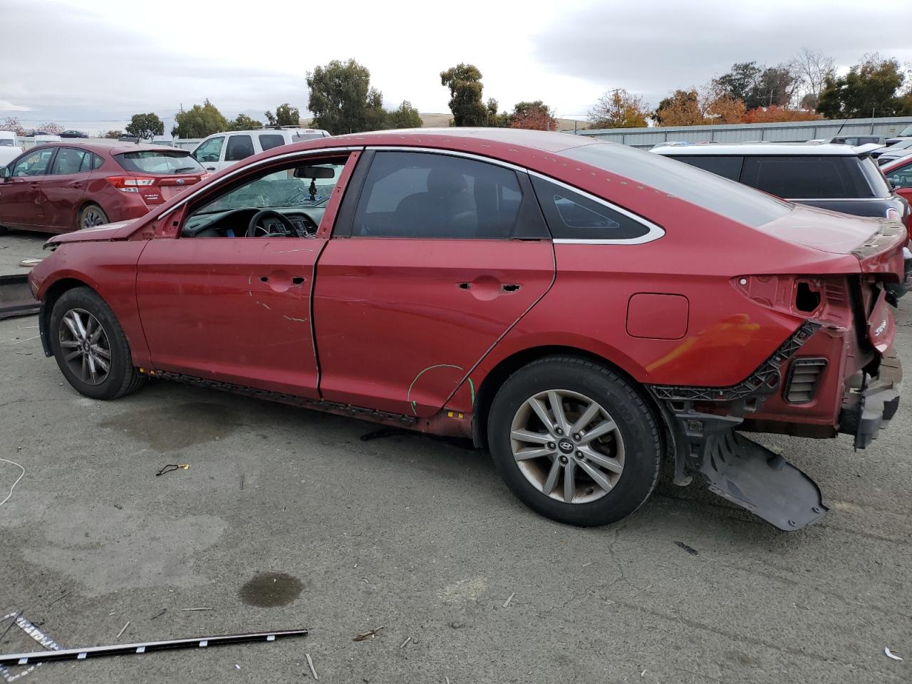 2015 Hyundai Sonata - Image 2