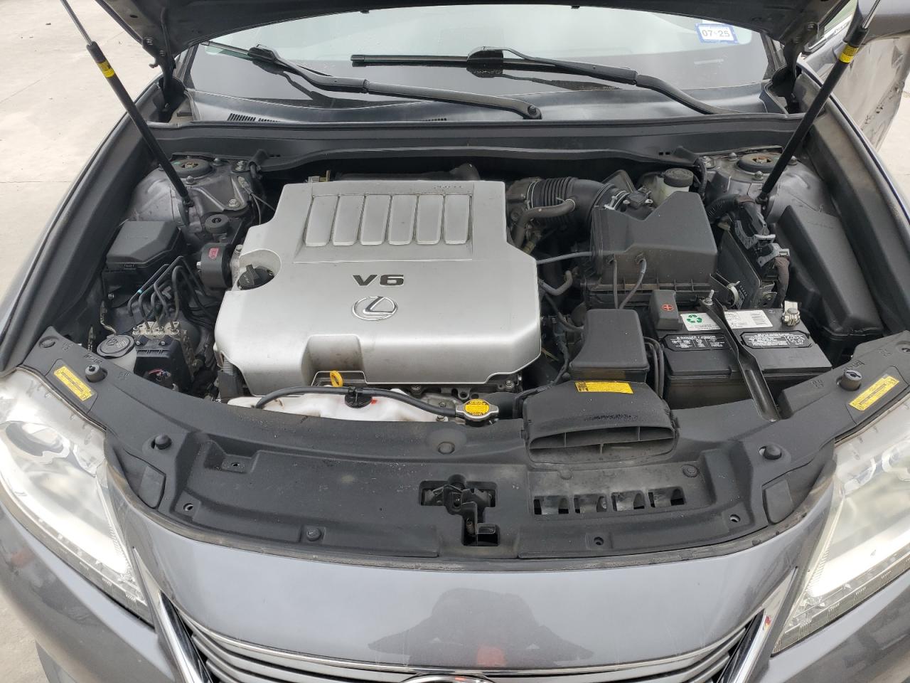 2015 Lexus ES - Image 11