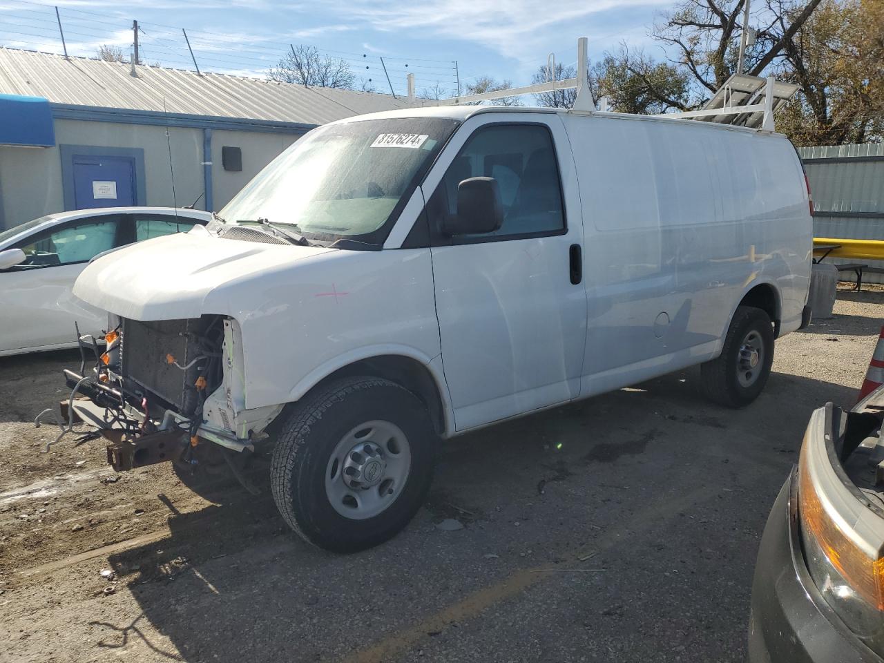 2013 Chevrolet Express G3500 for Sale in Wichita, KS - Front End