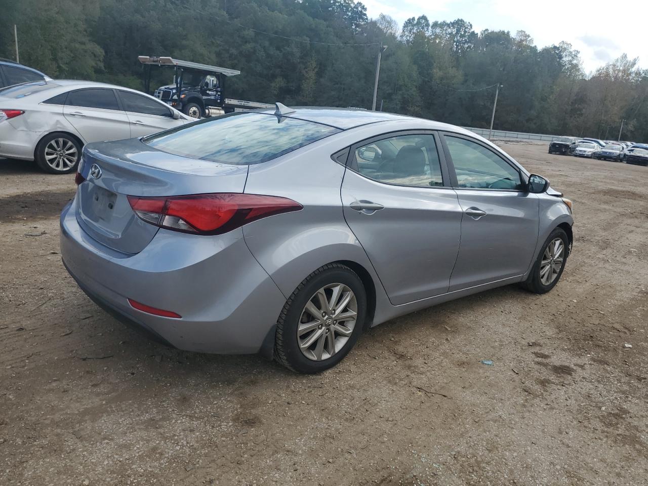 VIN 5NPDH4AE9FH633054 2015 HYUNDAI ELANTRA no.3