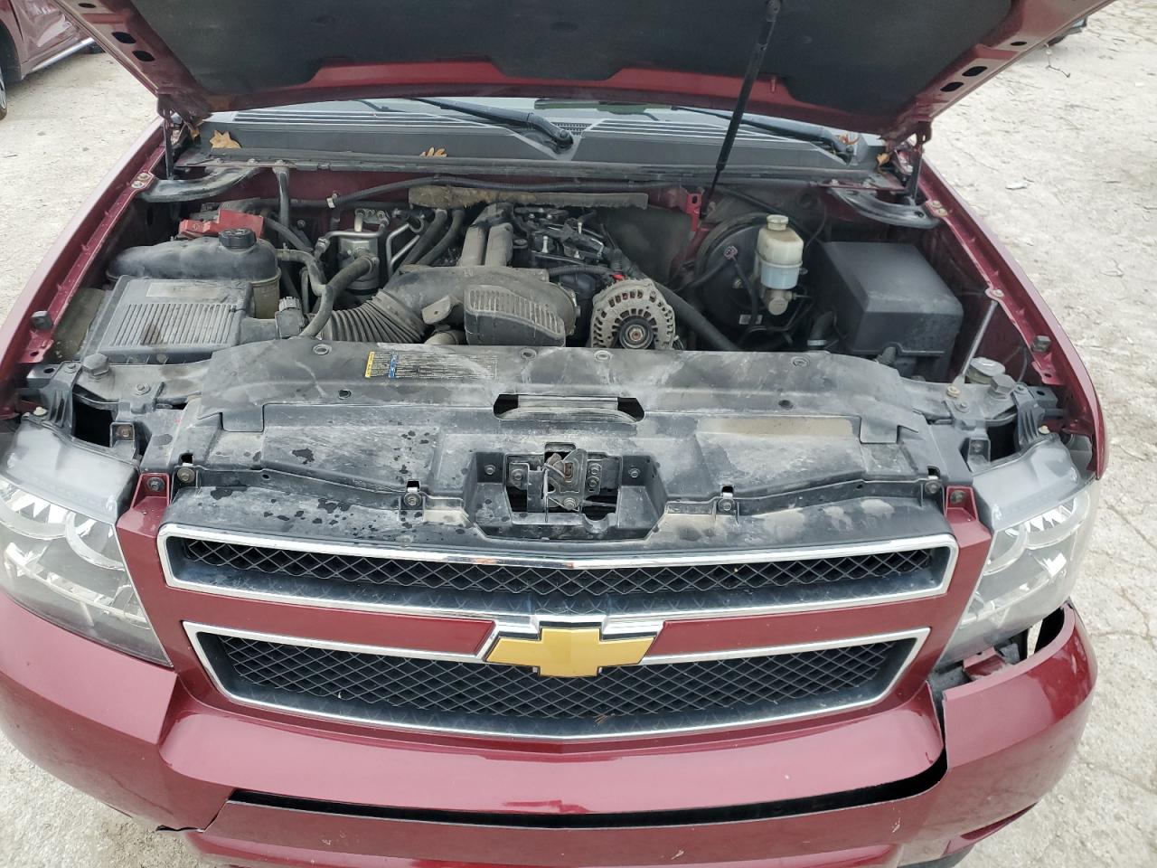 2010 Chevrolet Suburban K1500 Lt VIN: 1GNUKJE38AR280484 Lot: 81628454