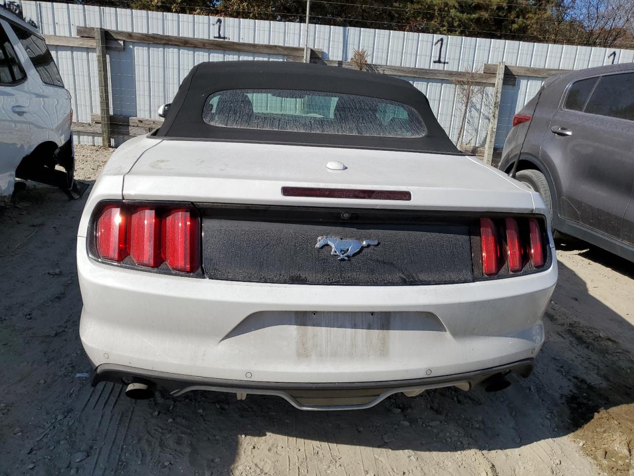 2016 Ford Mustang - Image 6